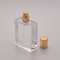 Parfümflasche des Flachglas-50ml mit kleiner Goldkappe